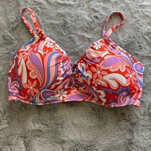 Brand New w/o Tags Shade & Shore Bikini Top